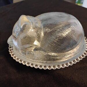 Clear Indiana glass sleeping cat covered candy dish